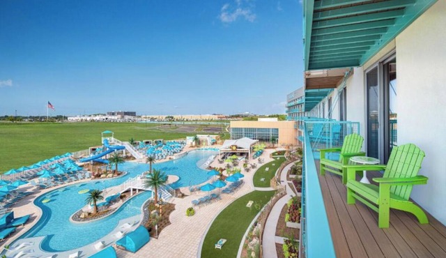 Family Friendly Room Perfect for Unwinding After City Excursions - with Pool