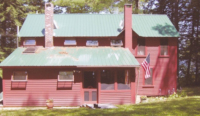 Family friendly waterside cabin