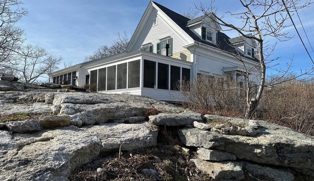 Family Tides - Spacious, Comfortable home, perfect for Making Family Memories!