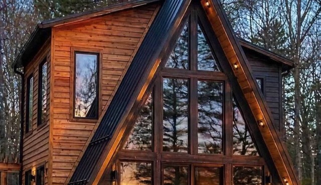Fern and Moss A-frame Lakefront Hot Tub
