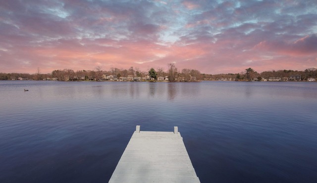 FIFA World Cup 2026 Hidden Gem 3 BR, 2.5 BA, 28km Hidden Gem Lake House 6 ppl