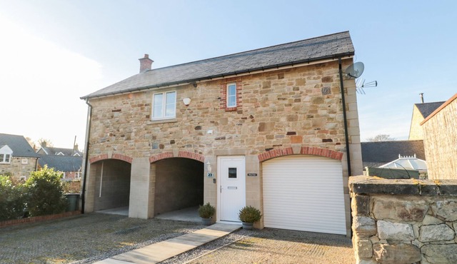 FINN VALE, pet friendly, with a garden in Powburn