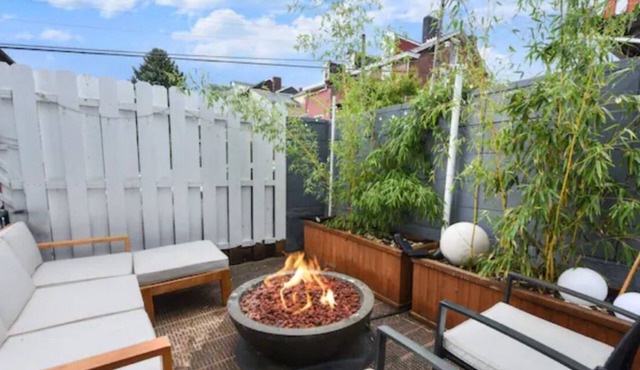 Fire Pit + Family Friendly + Great Location!
