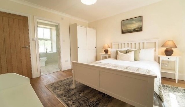 Foundry Farm House - 4 bedrooms