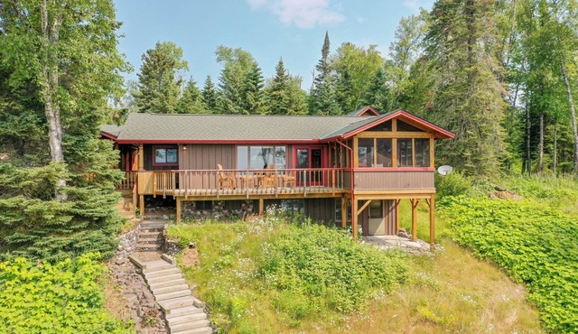 Four Sisters House, formerly Serenity House - Cascade Beach Road - Lake Superior