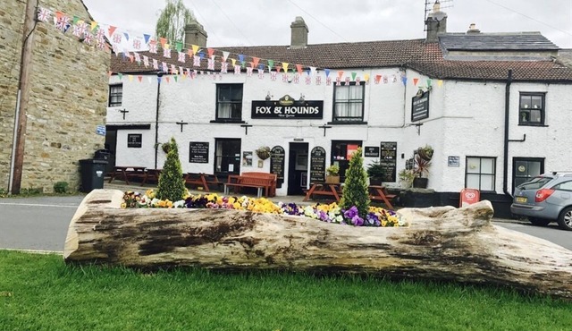 Fox & Hounds Inn
