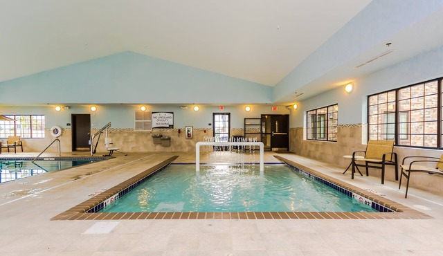 Free Breakfast. Indoor Pool & Hot Tub. Perfect for Visiting University of North Dakota.