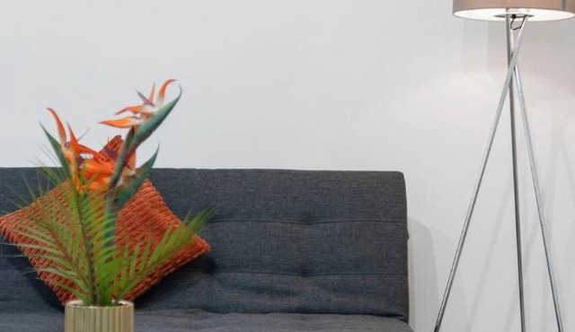Free Parking - Sleeps 6 - Central - New Interior
