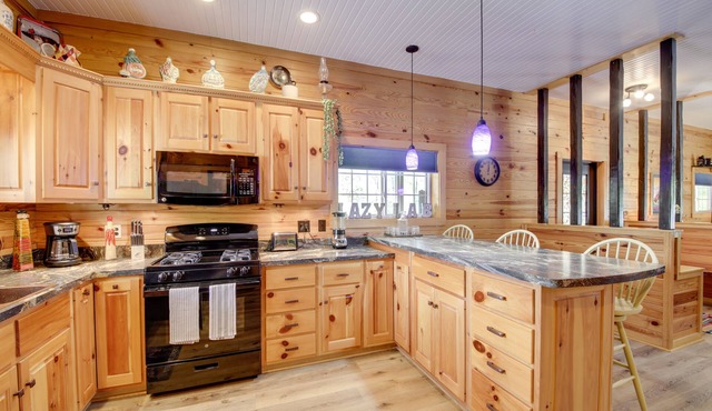 French Lick Cabin w/ Covered Porch & Gas Grill!