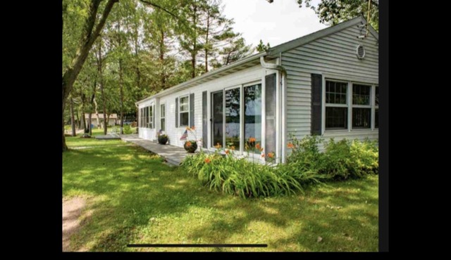 Full Rec Lake Cottage