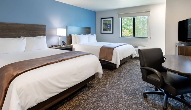 Fully Equipped Room w/Kitchen Near Lambeau Field & Green Bay Botanical Garden