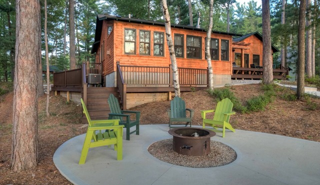 Fully Renovated Lakefront Cabin and Bunkhouse w/Dock, Game Room