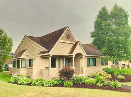 G4 Modern home with AC within walking distance of golf course and Mt Washington Hotel