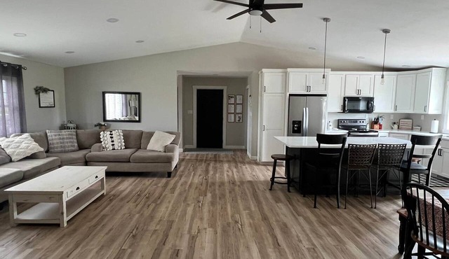 "Galloway" House 4 Bedroom 3 Bath - Ackerman Valley