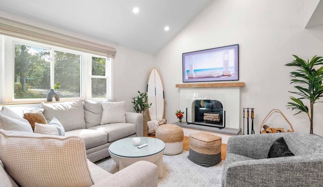 Game Room, Private Yard w Fire Pit!