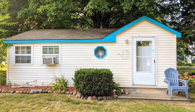 Garden Cottage on Lake Huron #7