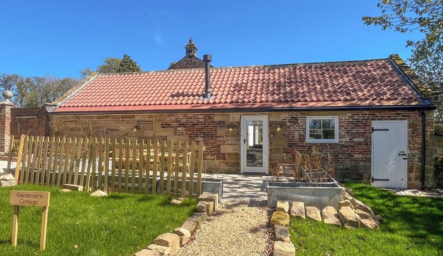 Gardeners Cottage - UK51831