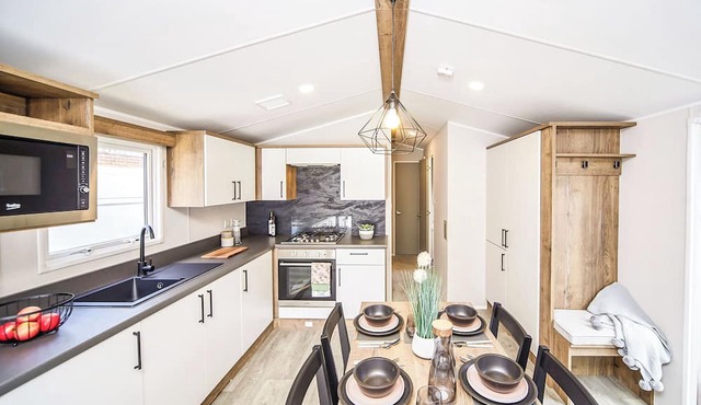 Gatehouse View (Pet Friendly)