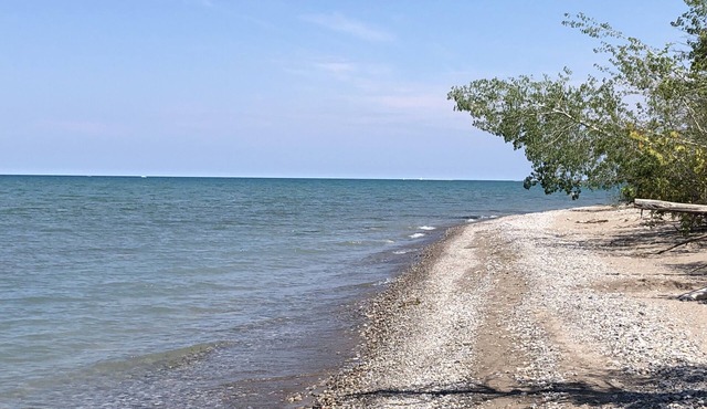 Goderich Lake Huron Cottage : A beautiful, modern new home with rooftop deck in Goderich