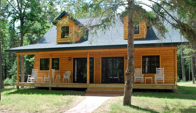 Gorgeous log home on Big St Germain Lake