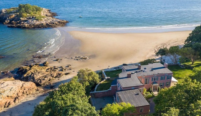 Grafton Estate: Ultimate Luxury With Private Beach