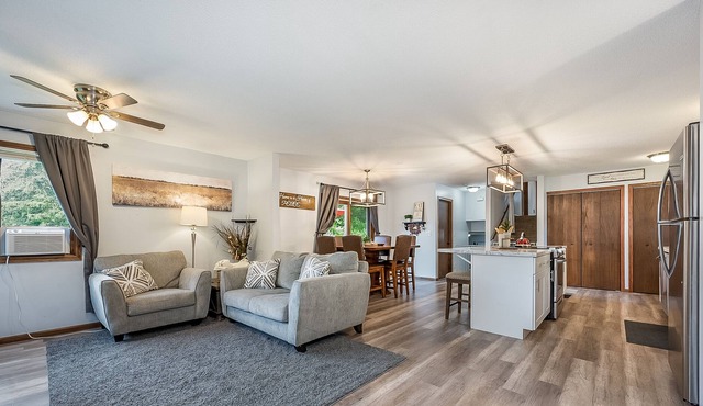 || Grand Getaway || PET FRIENDLY! {New Listing}