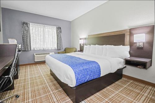 GrandStay Hotel & Suites Minocqua