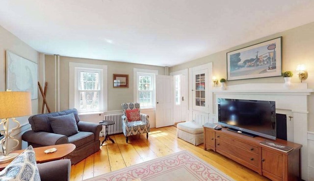 Gray Gables | House in Orleans
