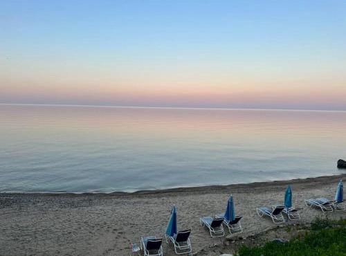 Great Lakes Resort - Jr Suite - Suite 5