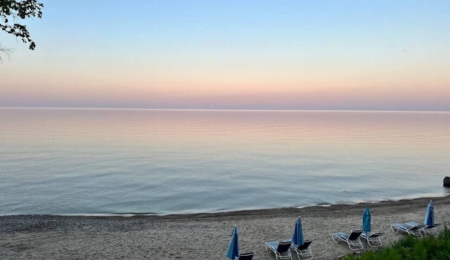Great Lakes Resort - Jr Suite - Suite 9