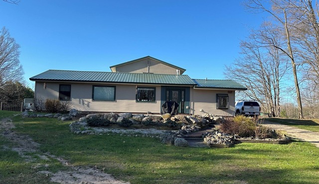 Green Acres - privacy and hospitality