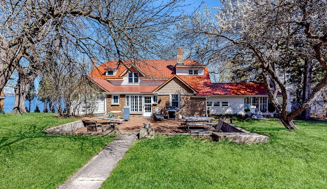 Green Lake Getaway with Rust | private piers, grill, & patios