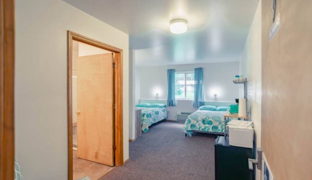 Guest Room #9 Lakesong