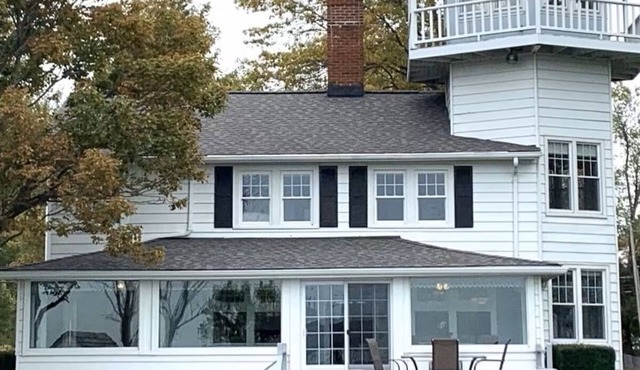 Gull Cottage - Great Views - Lake Erie Waterfront