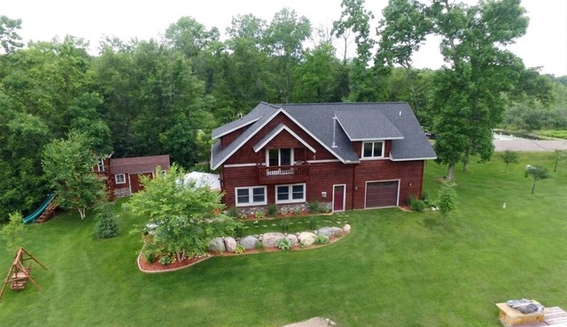 Gull lake chain, Nisswa lake. Private area close to town with game room.