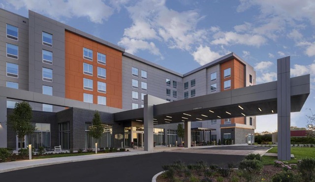 Hampton Inn Boston Woburn