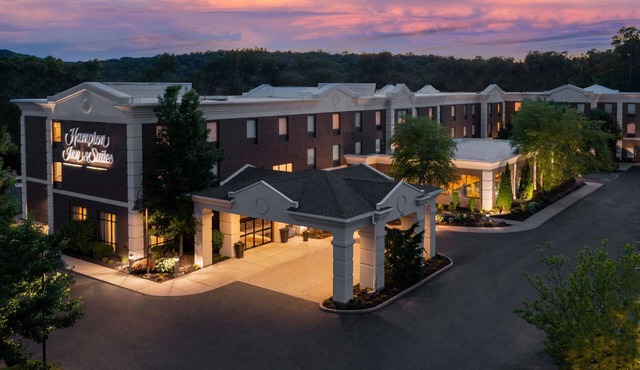 Hampton Inn & Suites Hartford/Farmington