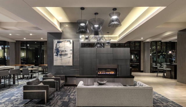 Hampton Inn & Suites Portsmouth Downtown
