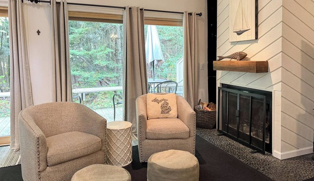 Harbor Springs Adventure Base—Beach, Trails & Skiing
