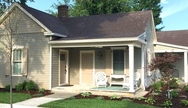HayJac House - Perfect Downtown Location and the Living is Easy.
