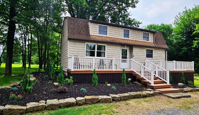 Hemlock Hideaway - Cozy Lake Cabin Near Pymatuning