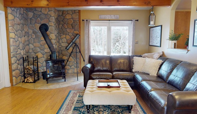 “HIDDEN GEM” of the white mountains: Just minutes to Bretton Woods & Cannon!