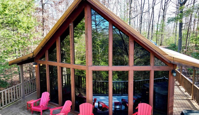 Hidden Jewel | RRG | Cliffview | Hot Tub