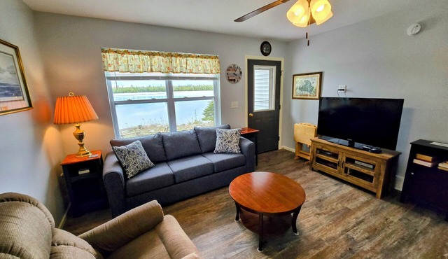 Hideaway On Gravel Lake