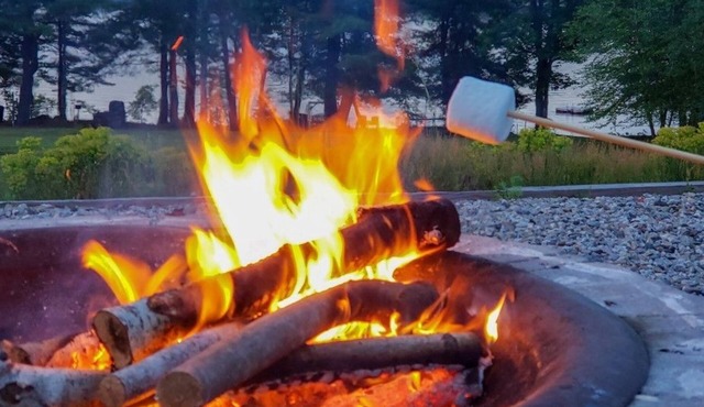 Highland Lake Resort