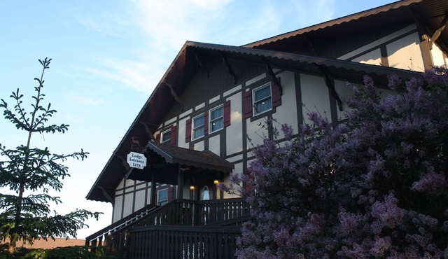 Highland Lodge