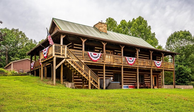 Hilltop Cabin Escape | Hot Tub, Game Room & Endless Views