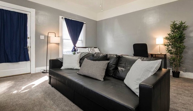 Historic 3BR home in Shelby Park by CozySuites