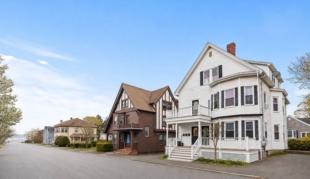 Historic Salem Retreat. Near Waterfront + Downtown