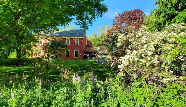 Historical Retreat in the heart of Midcoast Maine